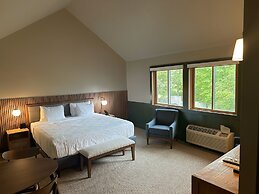 Minnewaska Lodge