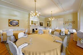 Windsor Hotel, an Ascend Collection Hotel