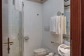 Vintage Hotel Tornese - Business & Events