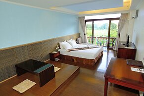 Airai Water Paradise Hotel & Spa