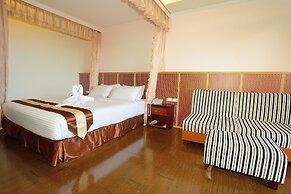 Airai Water Paradise Hotel & Spa