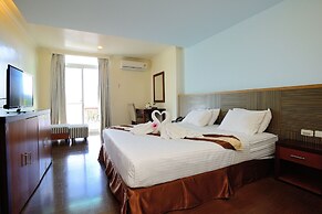 Airai Water Paradise Hotel & Spa