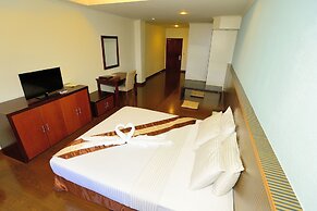 Airai Water Paradise Hotel & Spa