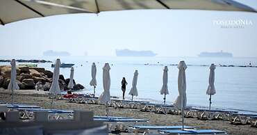 Poseidonia Beach Hotel