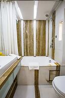 Hotel Bawa Continental