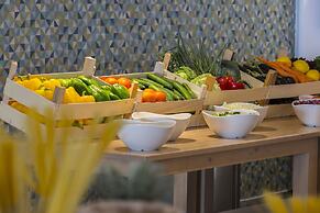 Leonardo Laura Beach & Splash Resort