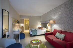 Leonardo Laura Beach & Splash Resort