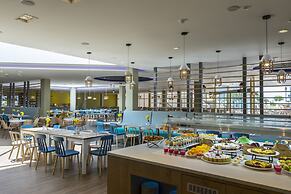 Leonardo Laura Beach & Splash Resort