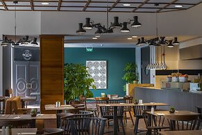 Leonardo Laura Beach & Splash Resort