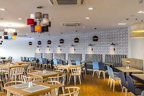 Leonardo Laura Beach & Splash Resort