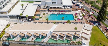 Napa Mermaid Hotel & Suites