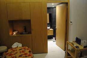 Napa Mermaid Hotel & Suites