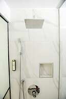 Napa Mermaid Hotel & Suites