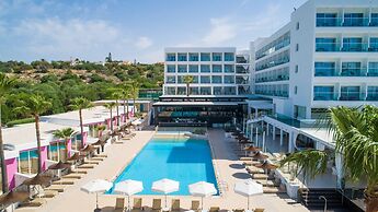 Napa Mermaid Hotel & Suites