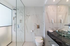 Napa Mermaid Hotel & Suites