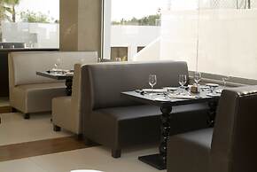 Napa Mermaid Hotel & Suites