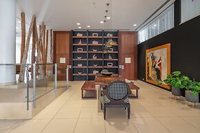 Napa Mermaid Hotel & Suites