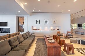 Napa Mermaid Hotel & Suites