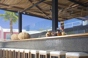 Napa Mermaid Hotel & Suites