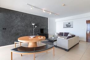 Napa Mermaid Hotel & Suites