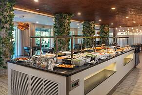 AP Maria Nova Lounge - Adults Friendly