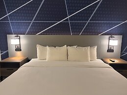 Comfort Suites Louisville Airport