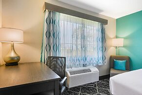 La Quinta Inn & Suites by Wyndham Batavia