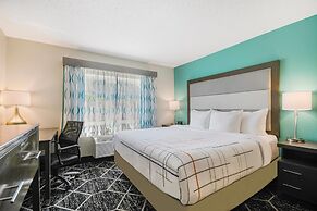 La Quinta Inn & Suites by Wyndham Batavia