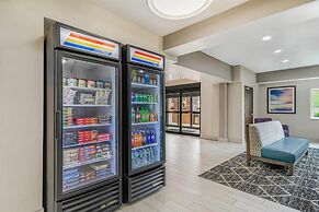 La Quinta Inn & Suites by Wyndham Batavia