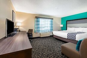 La Quinta Inn & Suites by Wyndham Batavia