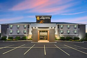 La Quinta Inn & Suites by Wyndham Batavia