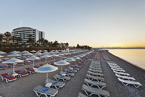 Porto Bello Hotel Resort & Spa