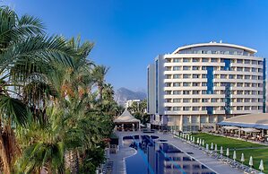 Porto Bello Hotel Resort & Spa