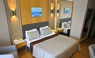 Porto Bello Hotel Resort & Spa