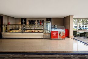 Porto Bello Hotel Resort & Spa