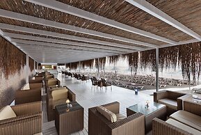 Porto Bello Hotel Resort & Spa