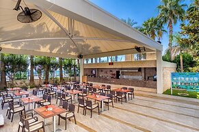 Porto Bello Hotel Resort & Spa