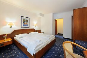 Ambassador Parkhotel