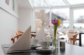 Ambassador Parkhotel