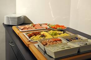 Ambassador Parkhotel