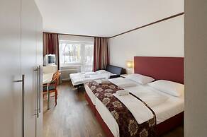 Ambassador Parkhotel