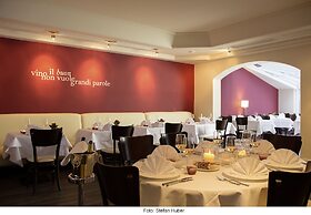 Ambassador Parkhotel