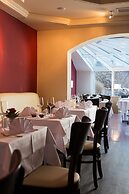 Ambassador Parkhotel