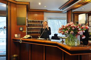 Ambassador Parkhotel