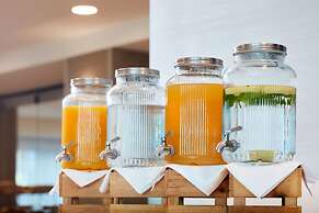 Dom Jose Beach Hotel