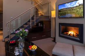 Brooklodge & Macreddin Village