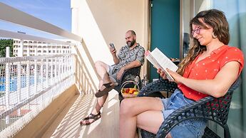 Evenia Olympic Suites