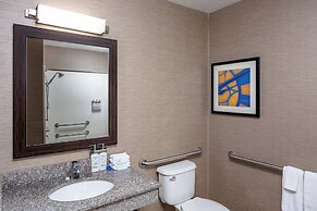 Holiday Inn Express St. Louis West - O'Fallon by IHG