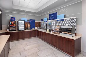 Holiday Inn Express St. Louis West - O'Fallon by IHG