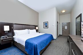 Holiday Inn Express St. Louis West - O'Fallon by IHG